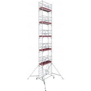 Rusztowanie wysokość rob. 12,4m 